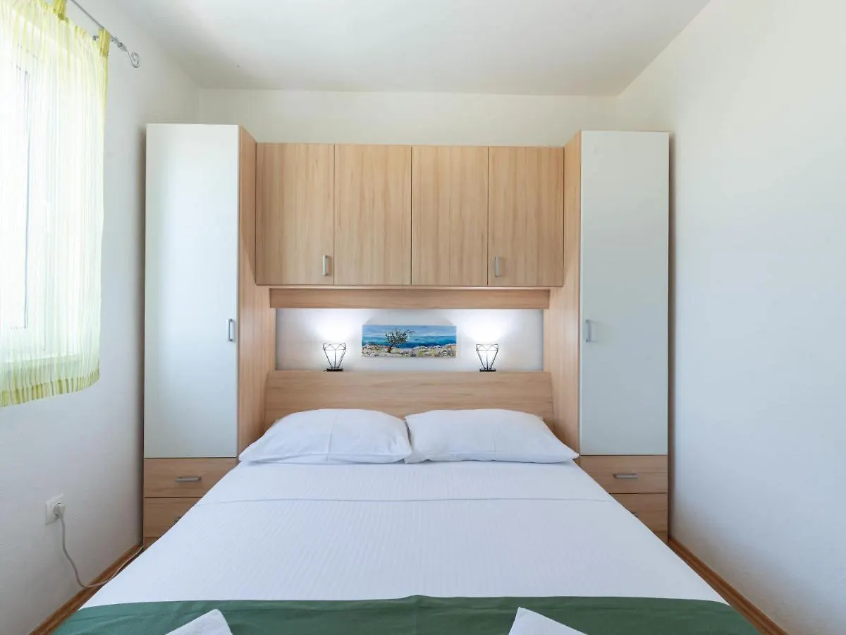 Apartment Matas - Srd317 By Interhome Rovanjska